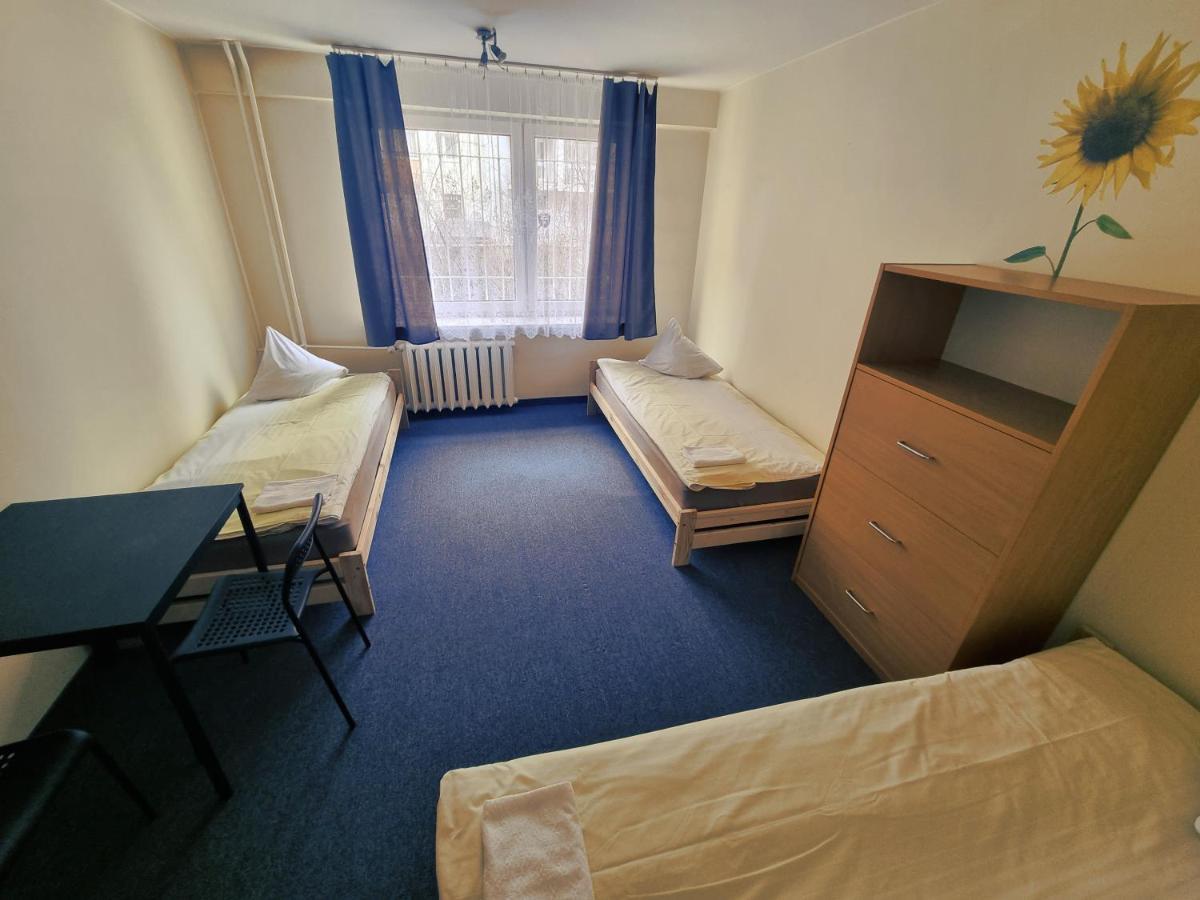 Wilanow House Hostel Warsaw Ngoại thất bức ảnh