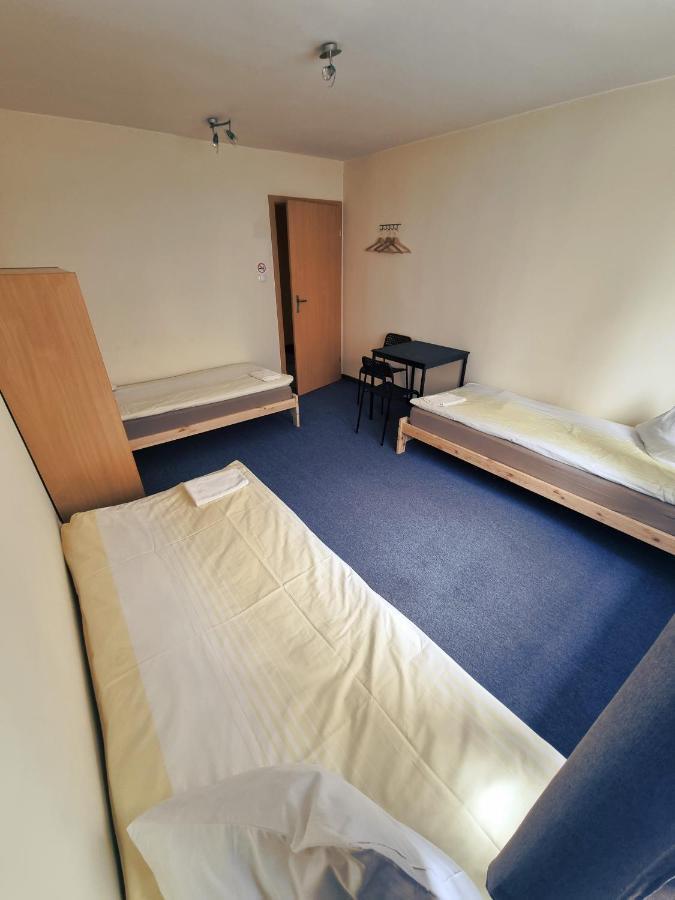 Wilanow House Hostel Warsaw Ngoại thất bức ảnh